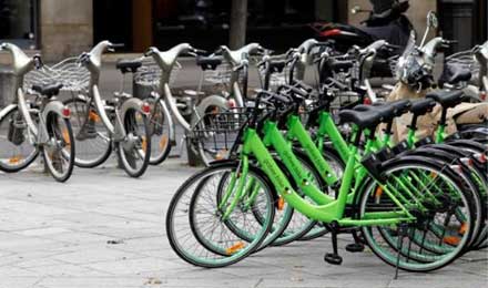 巴黎要向共享单车征收停车税：霸占人行道