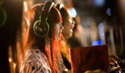 电商巨头纷纷涉水电竞,撬动游戏产业恐为时尚远 电商巨头纷纷涉水电竞,撬动游戏产业恐为时尚远