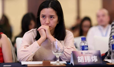 美团收购摩拜:王兴与李斌谈了半年 胡玮炜称不存在出局 美团收购摩拜:王兴与李斌谈了半年 胡玮炜称不存在出局