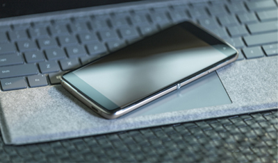 微软商店下架Win 10手机阿尔卡特IDOL 4S