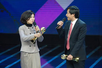 董明珠的网红之路:炮轰同行被指尖酸刻薄,曾骂小米是小偷 董明珠的网红之路:炮轰同行被指尖酸刻薄,曾骂小米是小偷