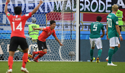 恒大老臣揽中超破纪录首球 在世界杯为自己正名