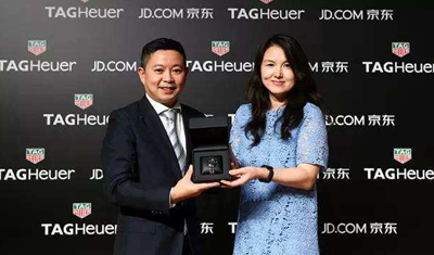 喜欢网购奢侈品的年轻人越来越多，这成了京东的好机会