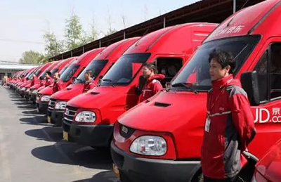 宣战滴滴，又一巨头进军网约车