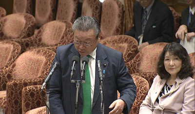 日本网络安全大臣没用过电脑，连USB是什么都不知道