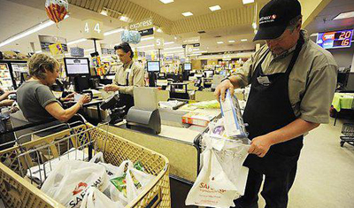 电商冲击太大,英国零售企业陷倒闭潮每天歇业14家 电商冲击太大,英国零售企业陷倒闭潮每天歇业14家