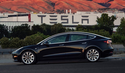 马斯克谈特斯拉困境：今年曾经差一点破产