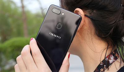 外媒：OPPO收购Intel、爱立信重要专利，无惧华为