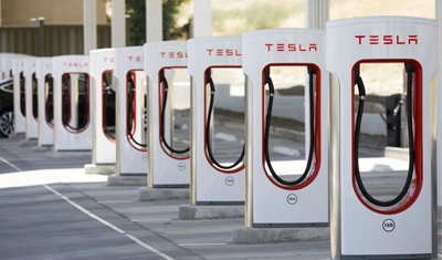 新加坡回击马斯克：想环保就坐公交而不是开特斯拉