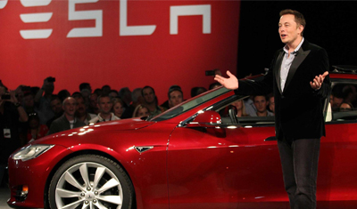 特斯拉上海工厂一周年：马斯克从吸大麻到跳脱衣舞